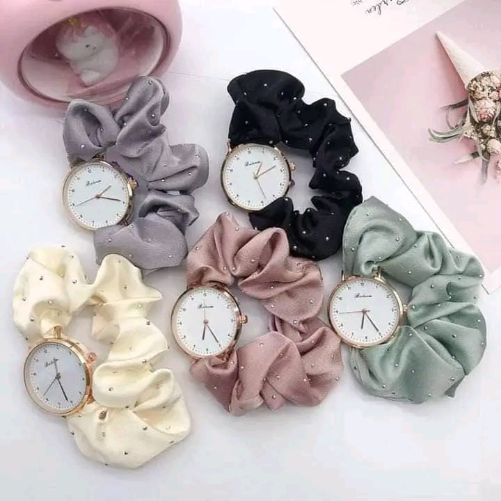 Stone Scrunchie Watch ⌚